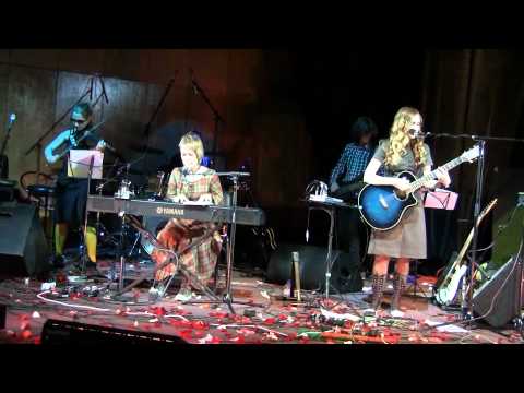 Видео: Flёur - Экзорцизм @ЦДХ (02)