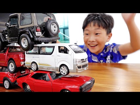 Видео: учим цифры с игрушечной машинкой игра для детей Car Toys Play with Game Play