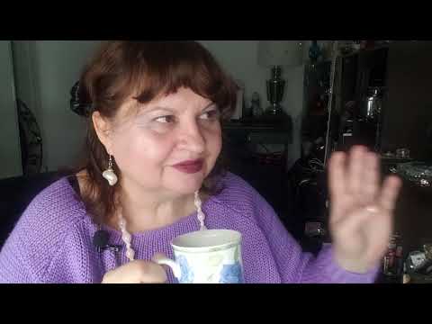 Видео: ПУДРОВЫЙ АРОМАТ VIOLET EYES PERFUME КОГО ИЗ ПАРФ БЛОГЕРОВ Я СМОТРЕЛА,СОВЕТЫ,#болталка #духи ,#пудра