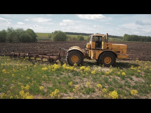 Видео: Проблемы с дозатором на К700.  Продолжаем пахоту.