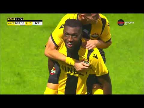 Видео: Головете на Ботев Пловдив на "Колежа"