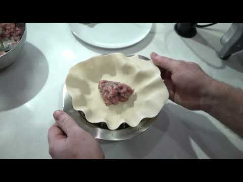 Видео: Ручная хинкальница, аппарат для лепки формовки хинкали AKITAJP Khinkali Maker Home Pro, купить оптом