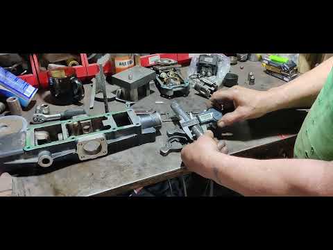 Видео: ZF9 1310 Дефекты механизма выбора передач.