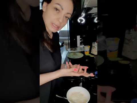 Видео: Хрупкави овесени филийки в уред за омлет по Зоната