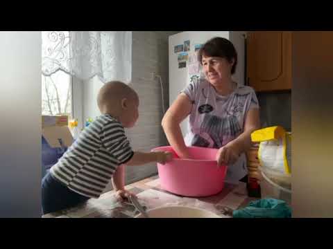 Видео: Оттепель зимой приносит лишние хлопоты. Перерабатываем мясо.