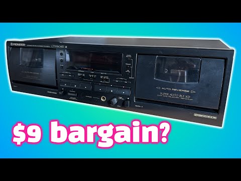 Видео: Кассетная дека Pioneer CT-W604RS: тусклый дисплей и плохие ремни
