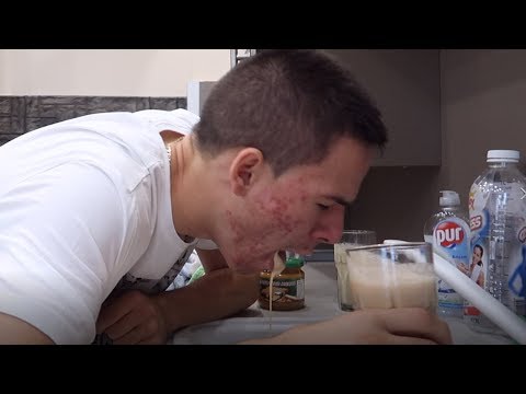 Видео: Най-гадният шейк! Smoothie Challenge