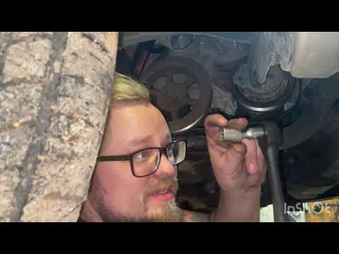 Видео: Замена генератора на Dodge Grand Caravan и Chrysler Town and Country 3.3 и 3.8 2001-2007 годов вы...