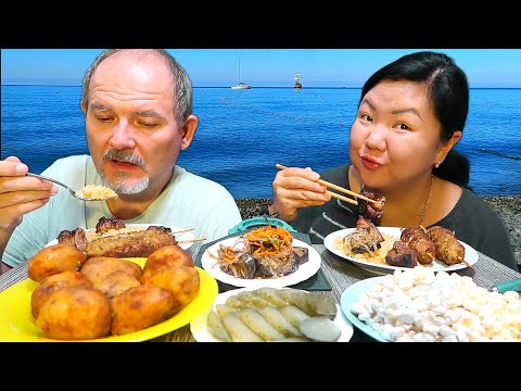 Видео: МУКБАНГ Шашлык с Баклажанами как шашлык./ Как отдохнули и Что я помню про Ташкент / MUKBANG Kebab.