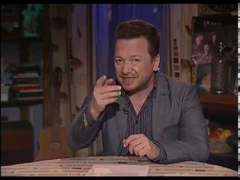 Видео: Одноклассникам. (После встречи выпускников) Стихи Галины Гапонюк. Читает Владимир Глазунов.