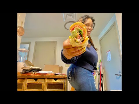 Видео: SUBWAY! ОСТРАЯ ИТАЛЬЯНСКАЯ КУХНЯ!