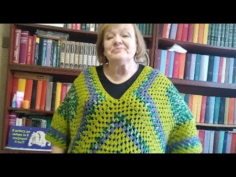 Видео: Два варианта пончо из 4 квадратов