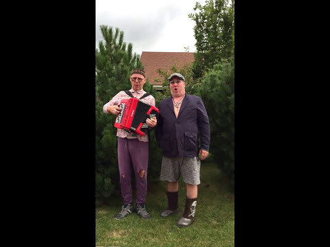 Видео: Группа "КВАС" исполняет песню группы Ленинград "Мы За все хорошее"