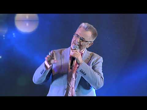Видео: Мар'ян Гаденко - "Пані Осінь". Творчий вечір М. Гаденка "Пісенна іскра любові" 2020.