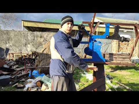 Видео: Как улучшить оборотный плуг для мотоблока (типа конского) для идеальной работы?