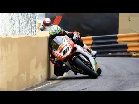 Видео: Только храбрецы выживут в этой гонке | Экстремальные моменты и безумие на скорости 300 км/ч | Опа...