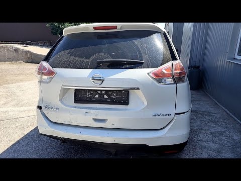 Видео: Nissan Rogue ремонт пластиковой ляды и бампера