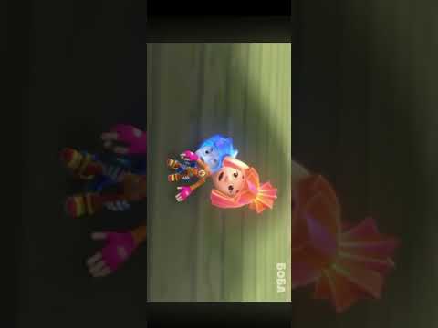 Видео: Уберите мам и пап от экранов! Смеёмся вместе и едим перец 