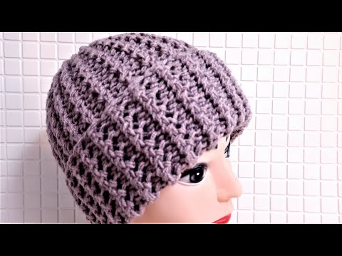 Видео: Шапка женская спицами двусторонним узором. Подробный мастер класс.