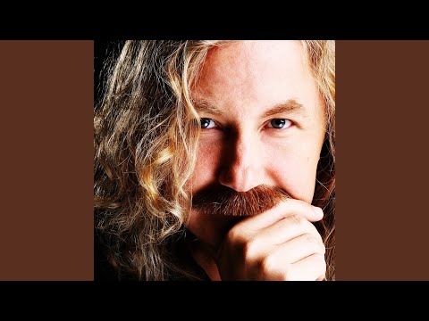 Видео: Выпьем за любовь