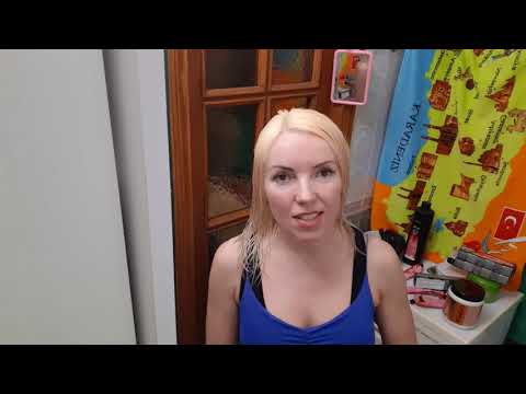 Видео: Как затонировать волосы . Краска Матрикс, смешивание тонов.