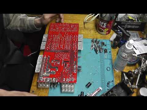 Видео: Усилитель Aura AMP-A475 включается, но нет звука. Ремонт⚡