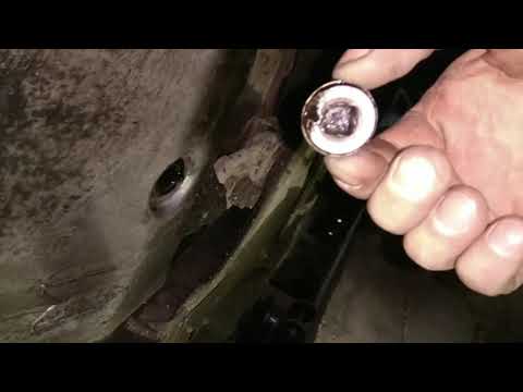 Видео: Заміна масла та фільтрів Renault Scenic 2, 1.9 dci