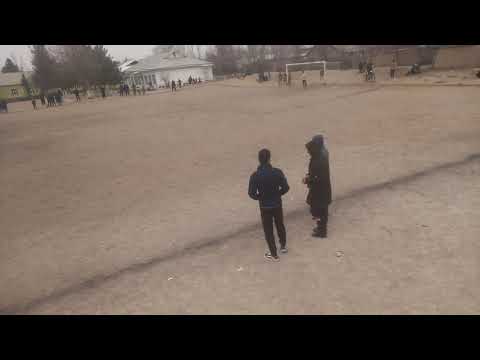 Видео: Фудболи калхози дастаи калимарс ва тугул дар майдончаи калимарс