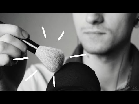 Видео: АСМР Щекотка – Брашинг [звук кисти | тихий мужской шепот с ушка на ушко] #67