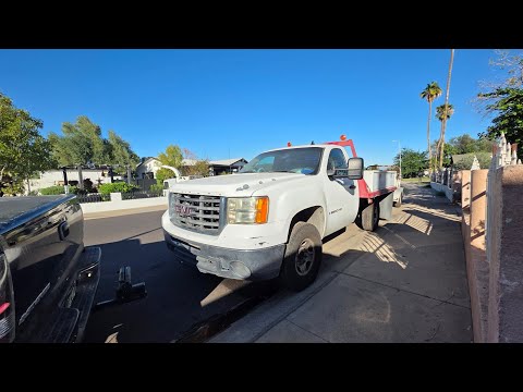 Видео: 07 2013 GMC Sierra 6.0 2500 как поменять термостат