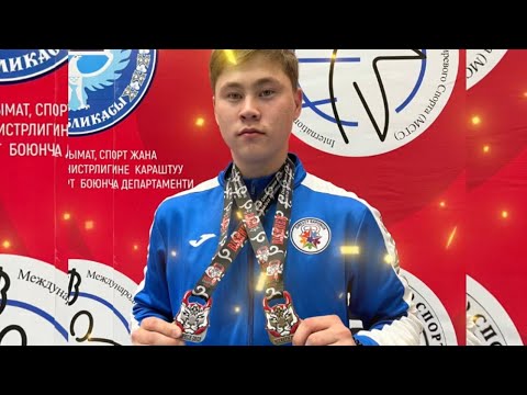 Видео: Галимов Данияр - серебряный призёр Чемпионата Азии в рывке гири 16 кг