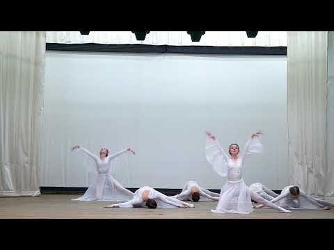 Видео: Хореографический ансамбль Триумф, эстрадный танец  Пёрышко