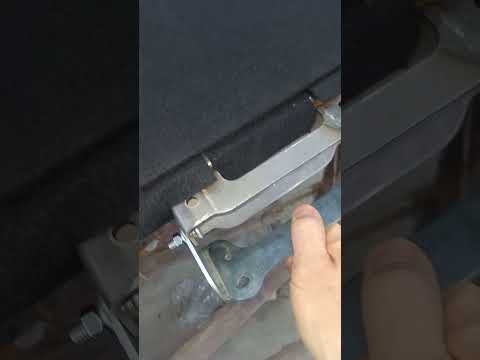 Видео: стучат сиденья хонда vezel hrv. honda vezel стуки в салоне.  2202 2063 7125 2524 в поддержку канала.