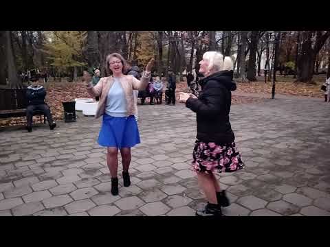 Видео: Желаю вам....... 01.11.25 Гомель парк Луначарского 🥰💫