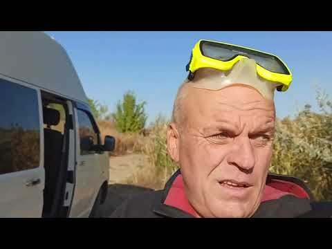 Видео: Под воду на глубину с аквалангом на поиск ЗОЛОТА! Пляжный подводный поиск с металлоискателем!