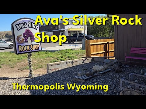 Видео: Визит в магазин серебряных камней Авы #rockshop #thefinders #rockhounding #lapidary #agate #jade ...
