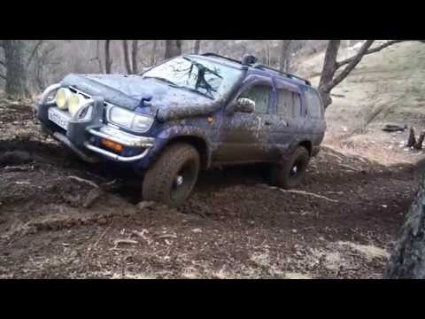 Видео: Тест резины, terrano 50 на Comforser cf 3000 vs pajero на Cooper