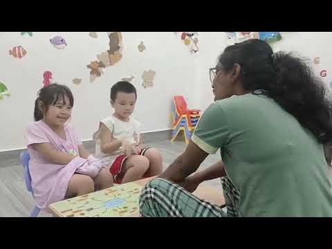 Видео: Общение на английском языке в Фантьете: Энни и Сэм практикуются в разговоре о «На ферме»