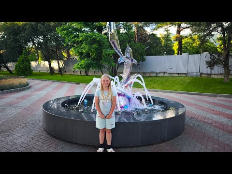 Видео: Черноморские каникулы. Геленджик. Прогулка от Красной Талки до площади Лермонтова.