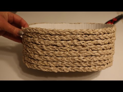 Видео: Как я из бумаги для выпечки смастерила симпатичную корзину. Делюсь МК