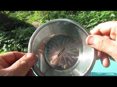 Видео: Как СНЯТЬ СЕТКУ в Соковыжималке Сделана в КИТАЕ.