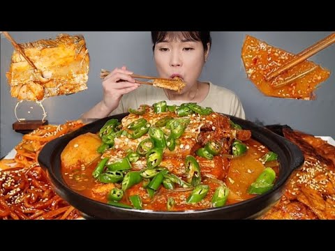 Видео: Стручок сладкого картофеля, кимчи, маринованный редька 🥘 блин с кимчи, мукбанг
