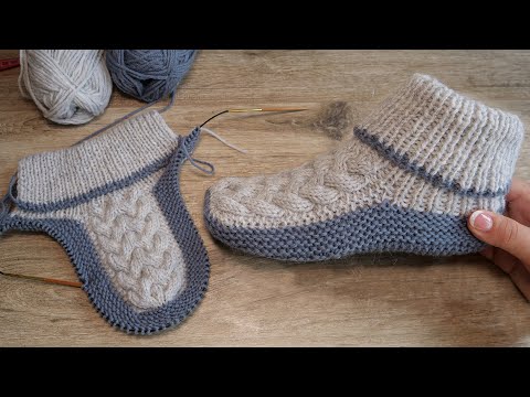 Видео: Бесшовные следки спицами с королевской косой 👑 Homemade knitted slippers 👌🏻