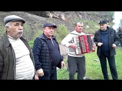 Видео: Поёт Омар-Асхаб - Даргинская песня