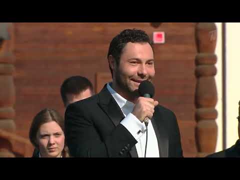 Видео: Евгений Кунгуров и Оркестр под управлением Феликса Арановского.