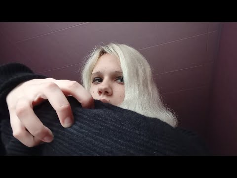 Видео: асмр скретчинг по одежде ･⁠ω⁠･ звуки одежды • asmr scratching 