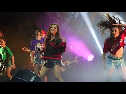 Видео: Nyusha / Нюша - Выше, Цунами (@Live, MEIZU SHOW, 23.05.18)