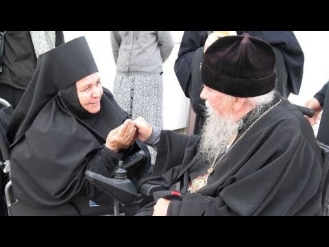 Видео: СТАРИЦА СХИИГУМЕНИЯ АНТОНИЯ (СУХИХ) МОНАШЕСКОЕ ПОДПОЛЬЕ ПОСТРИГ У СПОДВИЖНИКОВ ИОАННА КРОНШТАДТСКОГО