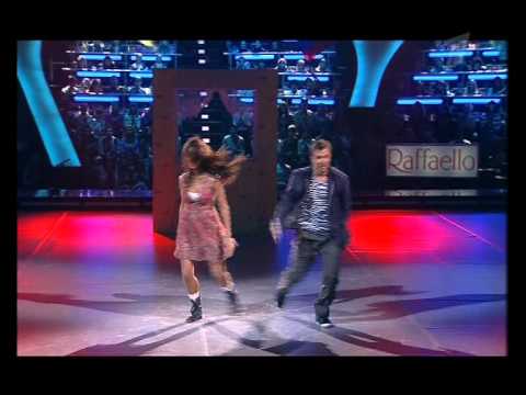 Видео: ЛЕД и ПЛАМЕНЬ - Зара Сихарулидзе - Стиляги