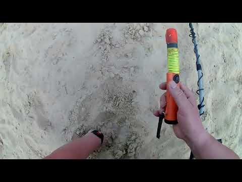 Видео: Совсем не ожидал! Ну как такое здесь можно потерять!? Пляжный поиск с металлоискателем! МЖК